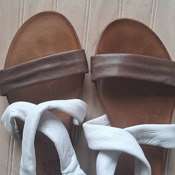 Miz Mooz Brown Leather Strappy Sandals - Picture 2 of 5